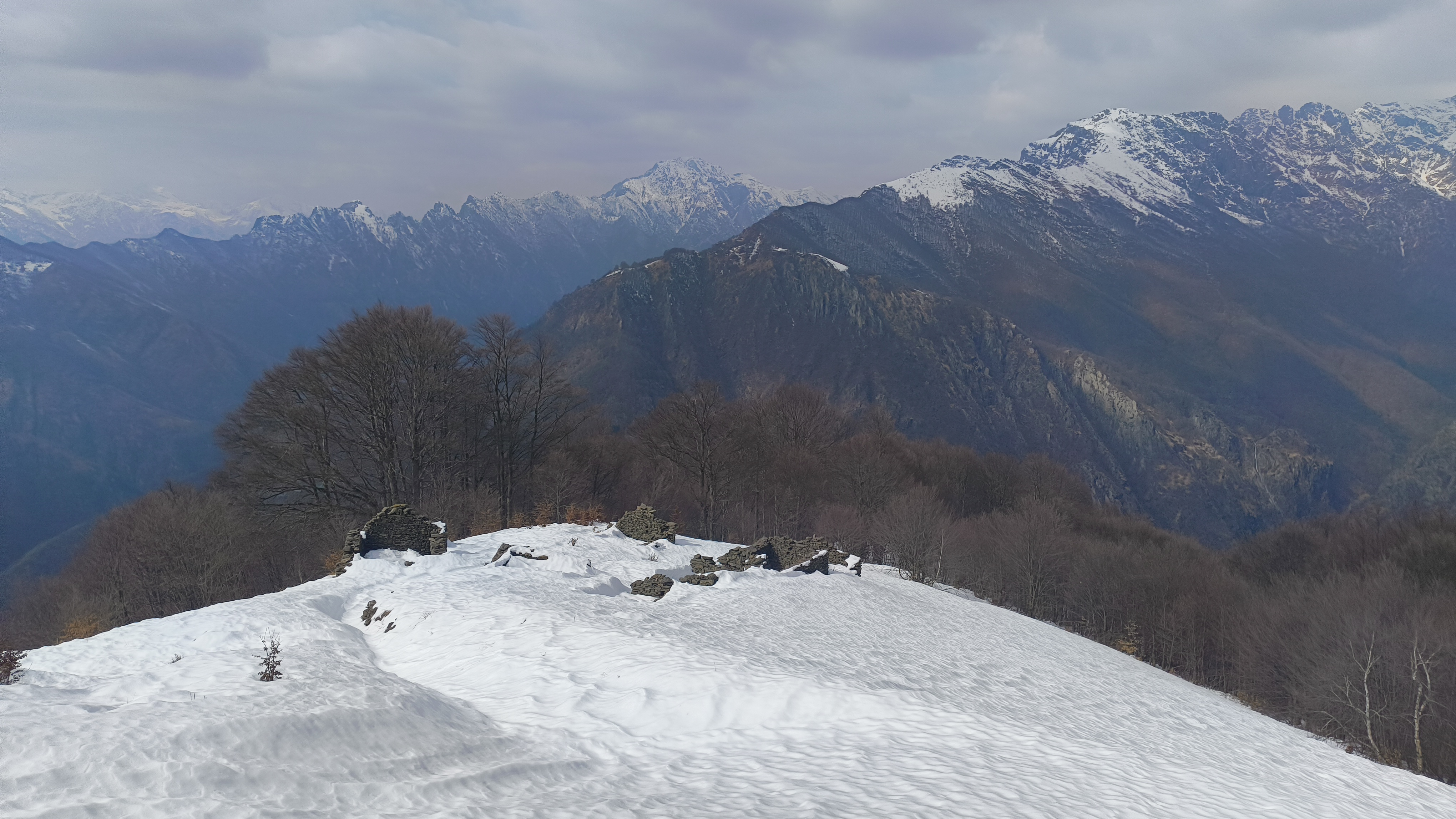 Foto n° 13 del trekking Bivacco del Gufo - Pizzo Pernice │ Alpe Curgei